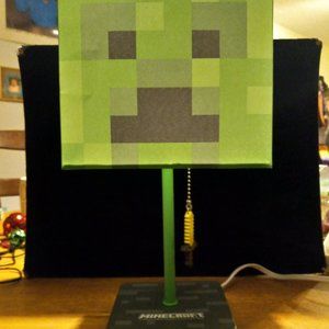 Minecraft 13.8" Creeper Table Lamp